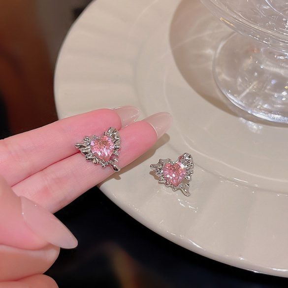 Bizsu fülbevaló Swarovski elemekkel Rózsaszín szerelmes fülbevaló A834